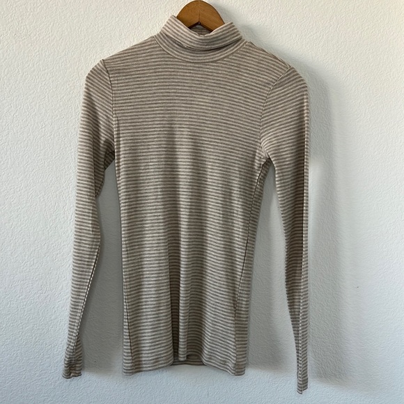 Splendid Stripe Turtleneck Long Sleeve - Picture 1 of 4